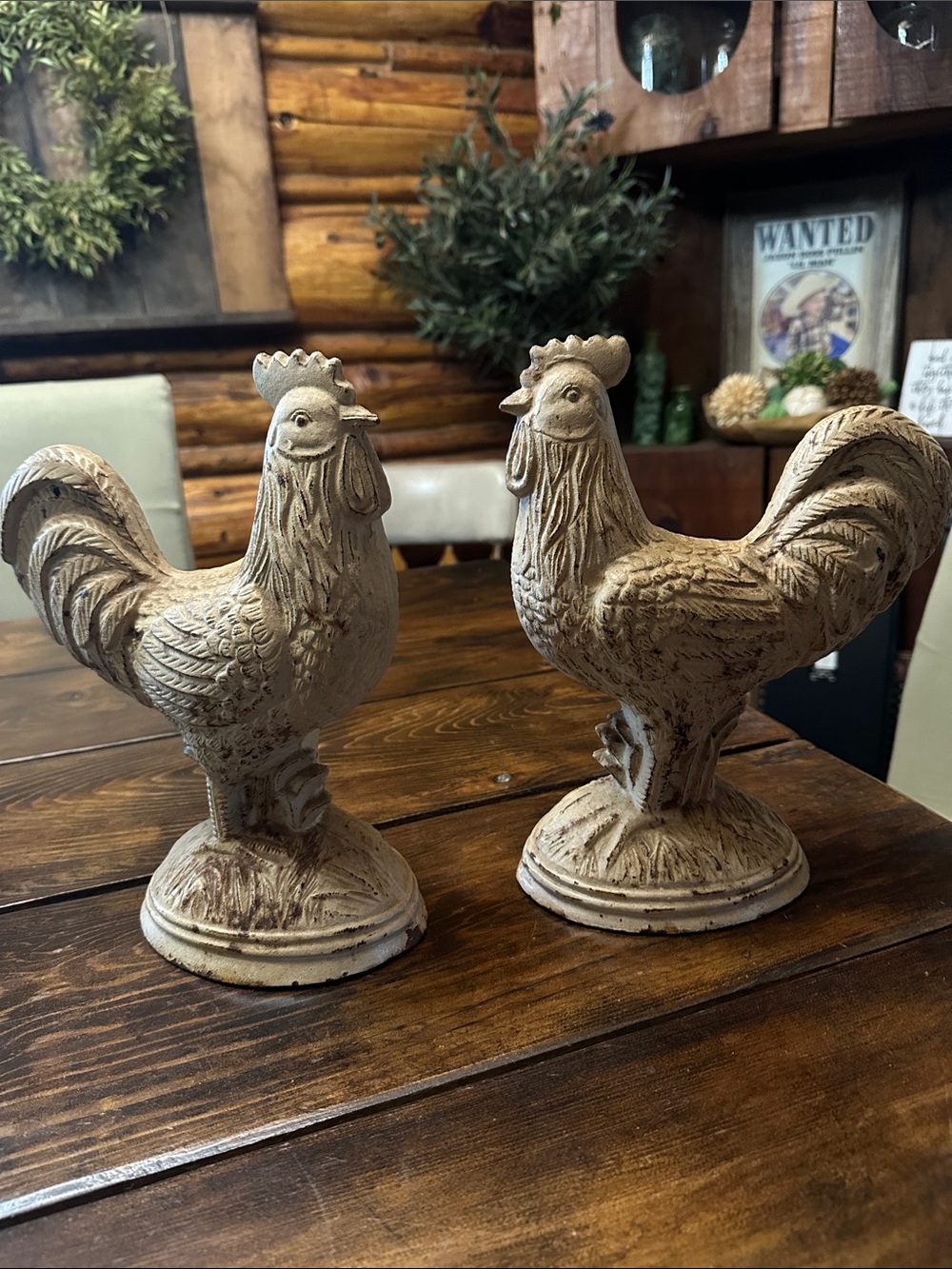 Cracker Barrel Cream Rooster Pair - Farmhouse Tabletop Statues